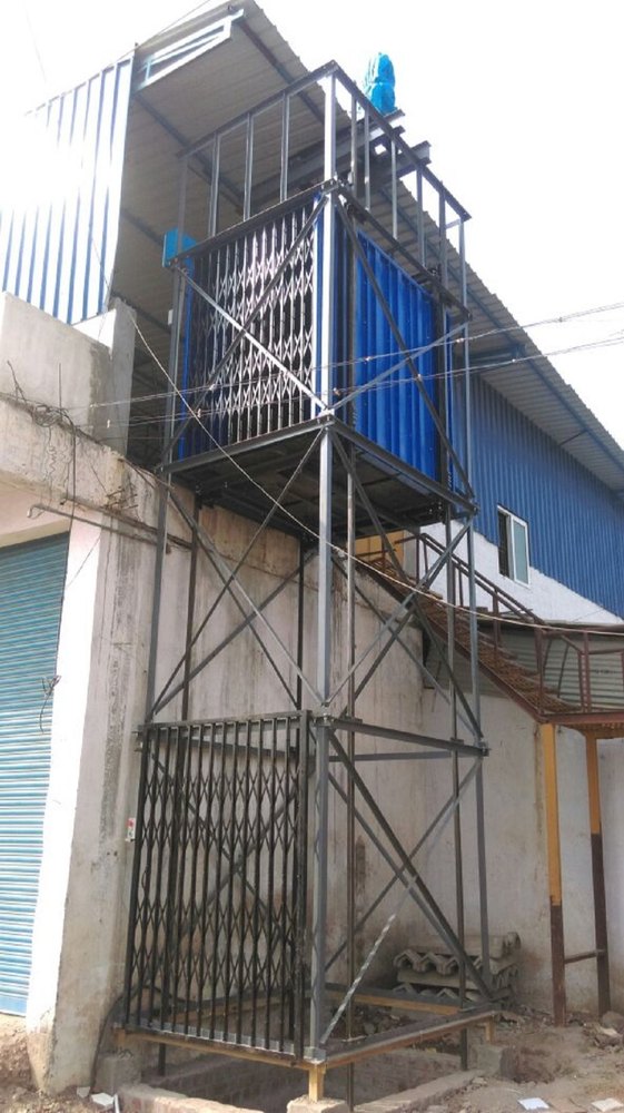 Industrial Goods Lift - Mild Steel, 1 Tonne Load Capacity | Electric-powered With Safety Sensor For Efficient Goods Transport