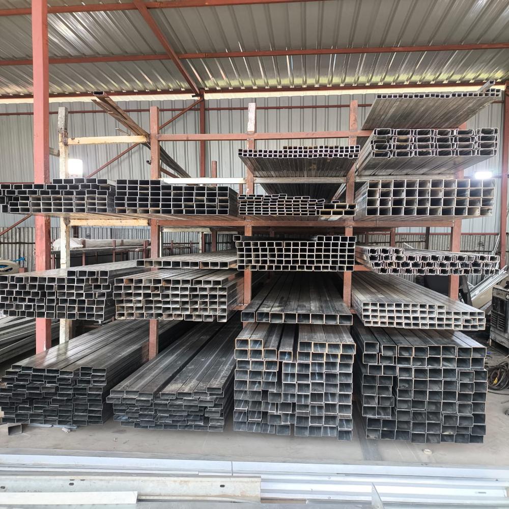 6m Gp Square Pipe - Length: 6  Meter (M)