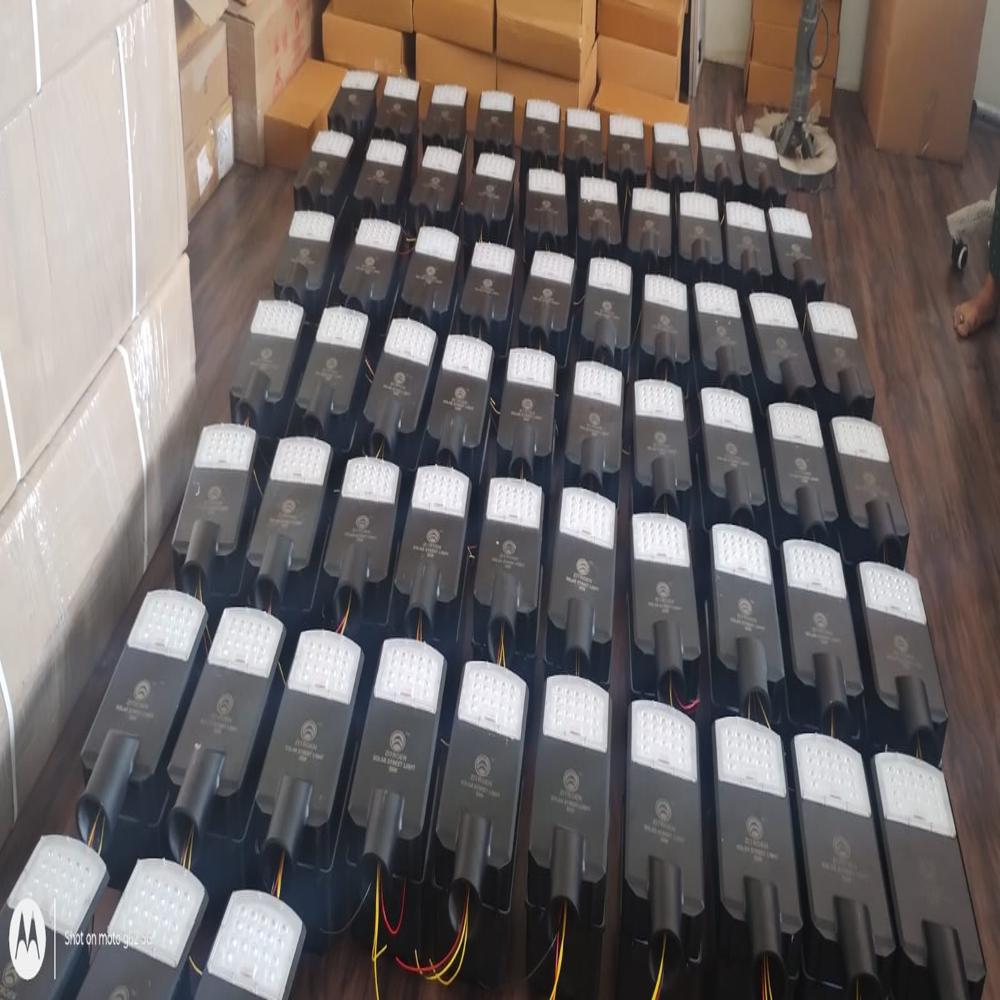 40W Solar LED Street Light