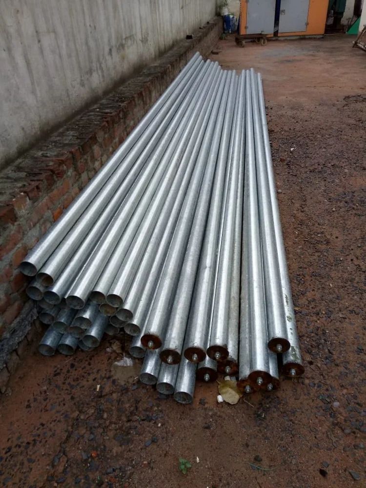 76 Mm Gi Tubular Pole, For Street Light - Color: Silver Coated