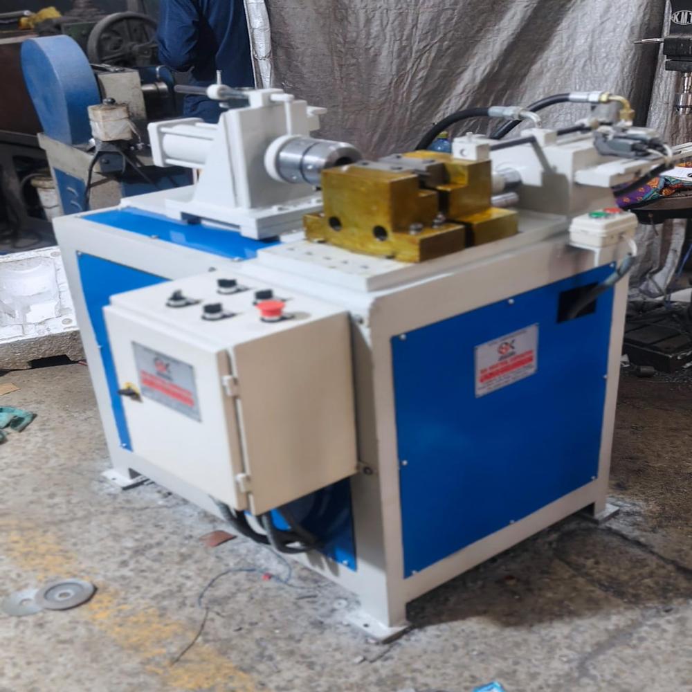 Rod reducing machine