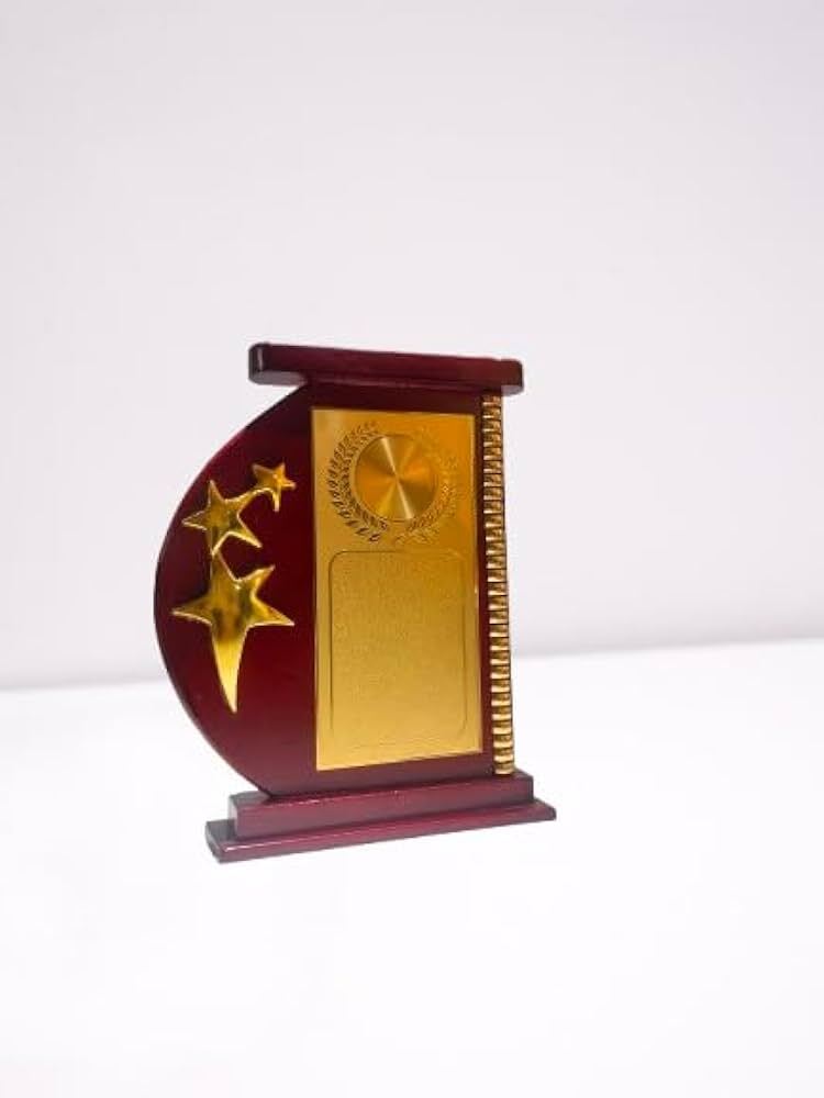 Wooden Momentos - Color: Brown & Golden