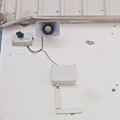 Vehicle Alert System With Speaker