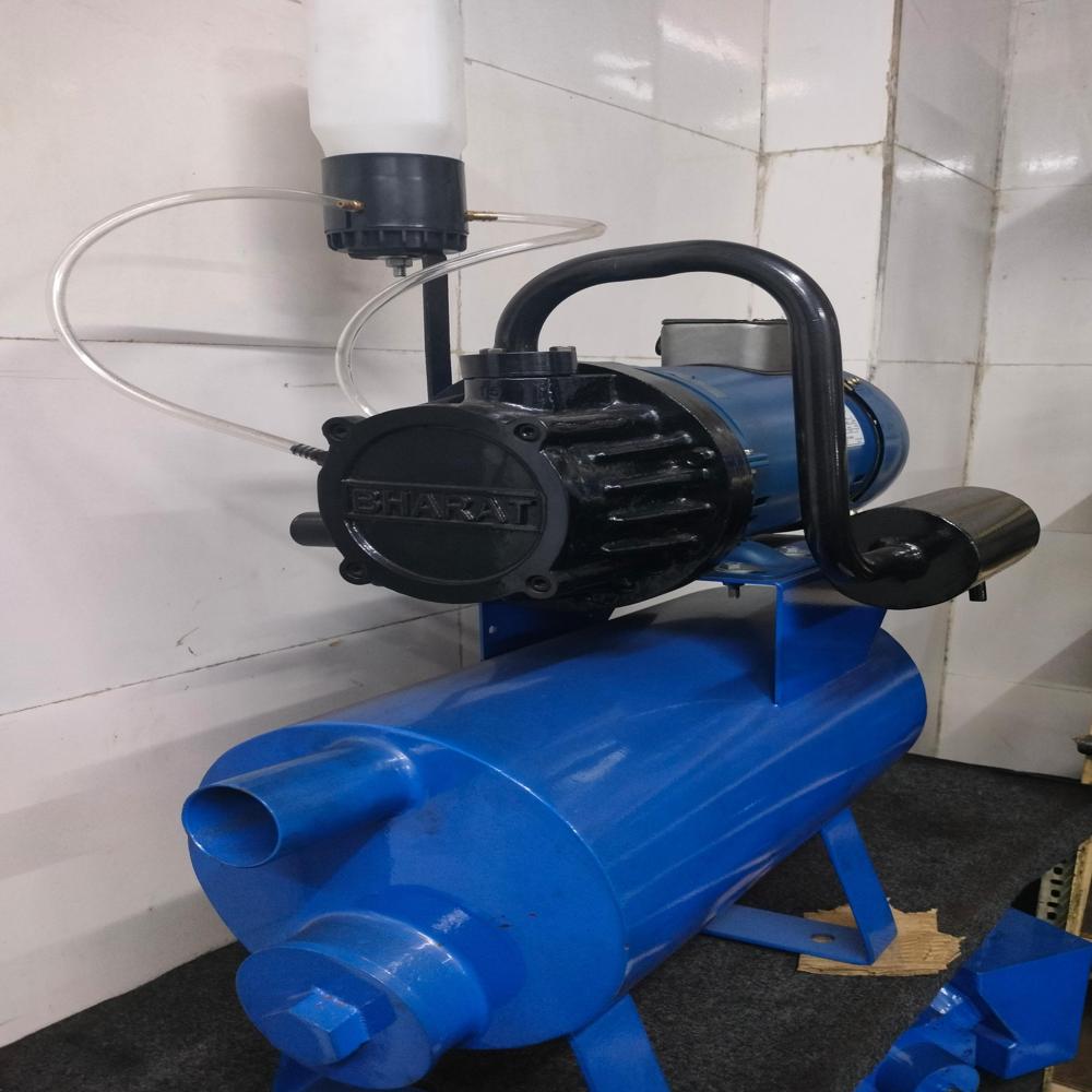 Single Bucket Milking Machine - Capacity: 25 Ltr