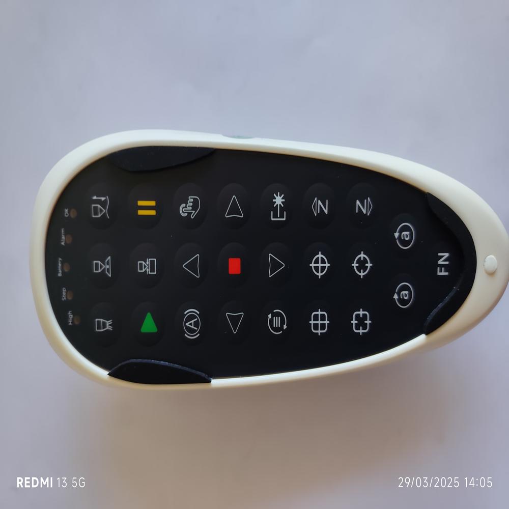 Bodor Remote - Color: White And Black