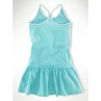 सादा टैंक टॉप