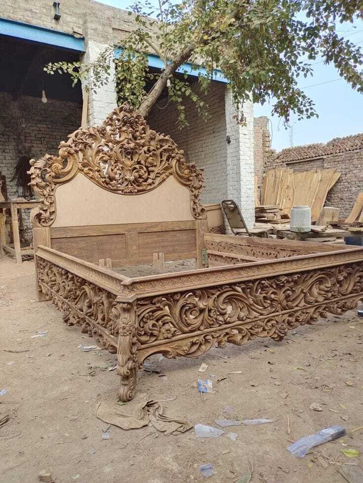 Wooden Carving Bed - Brand Name: Custom Handcrafted