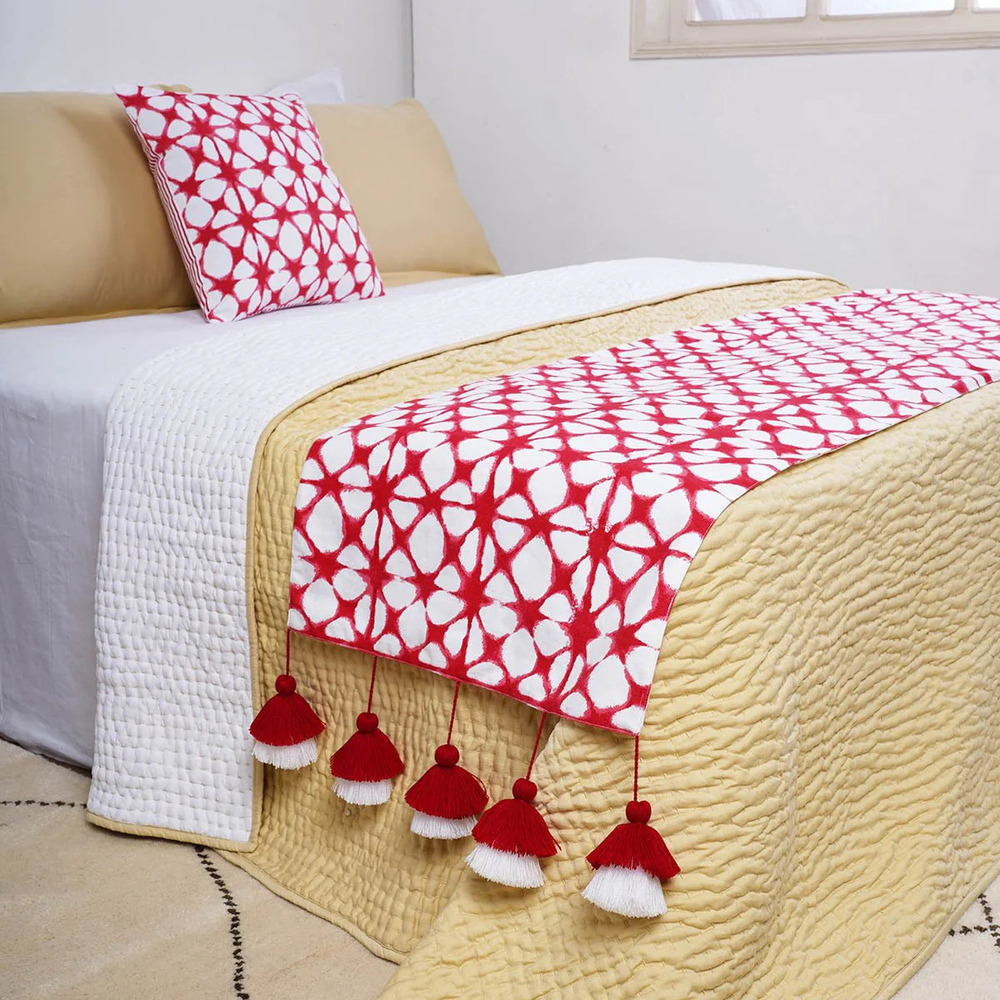 Hotel Bed Runner - Color: Multicolor