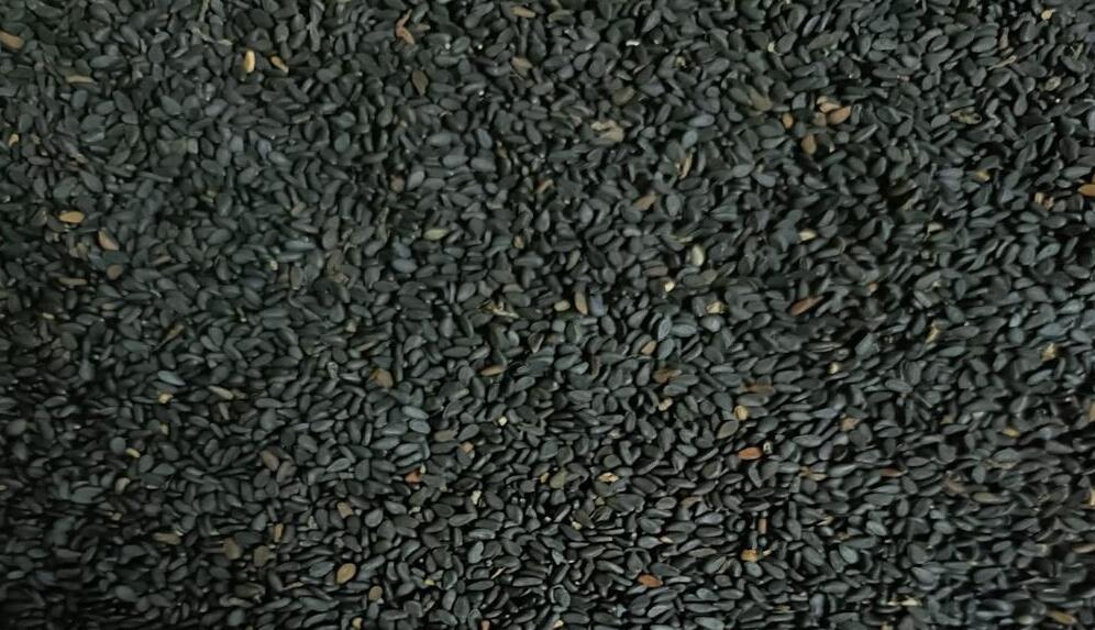 Black Sesame Seeds - Ash %: 2