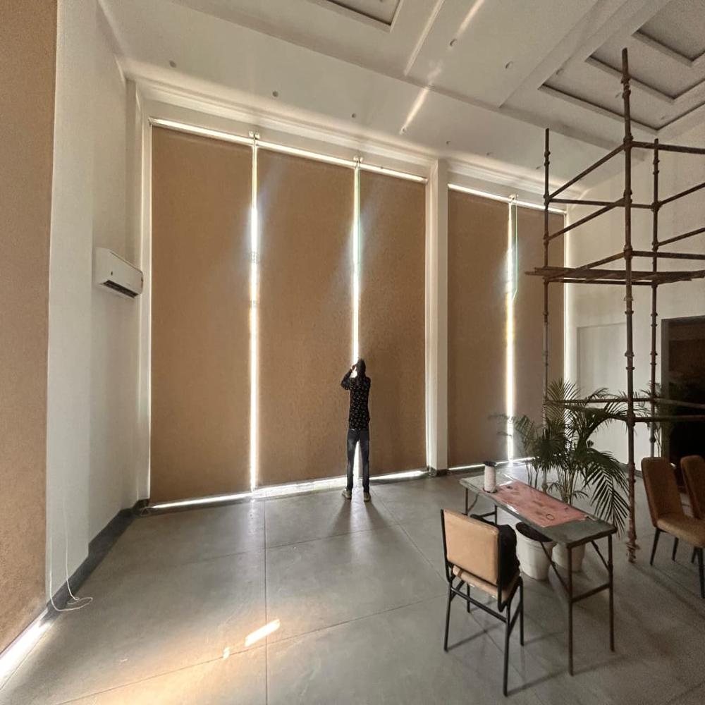 BLACKOUT ROLLER BLIND