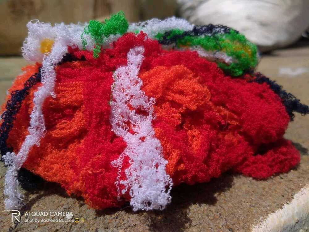 Colour Cleaning Yarn Waste
