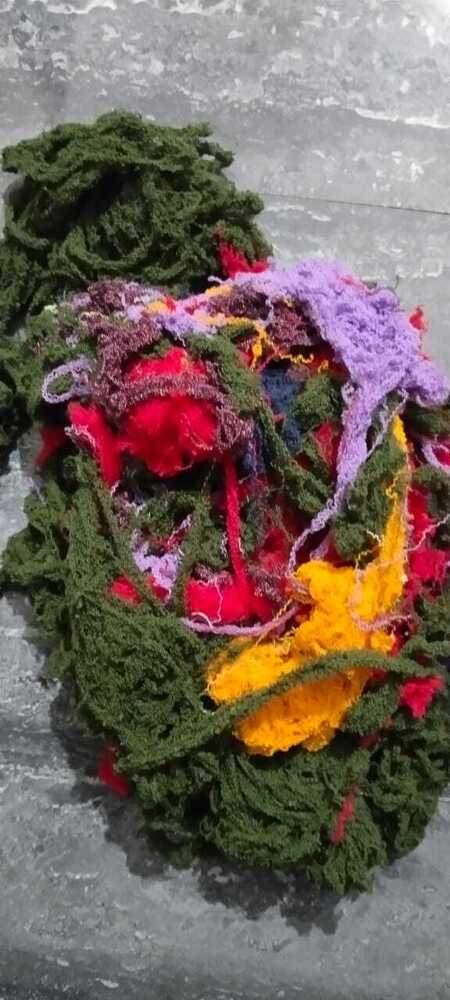 Colour Cleaning Yarn Waste