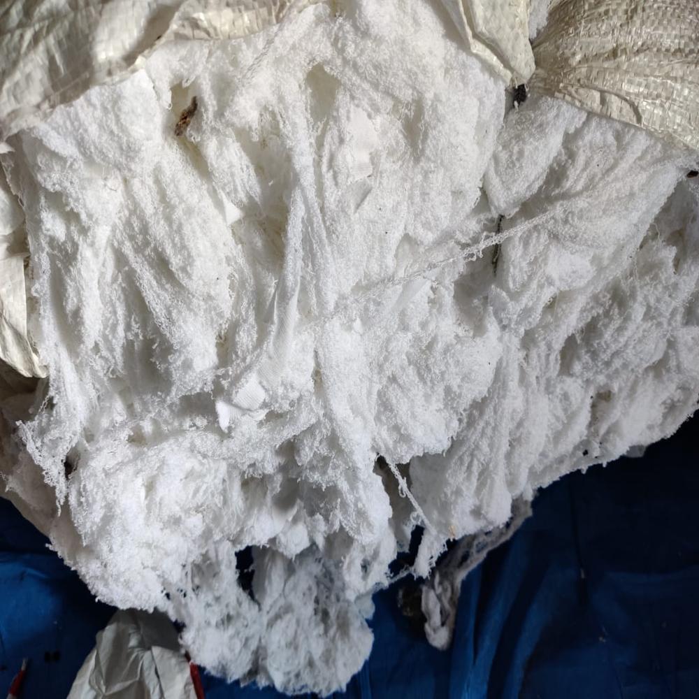 WhiteCleaning Yarn