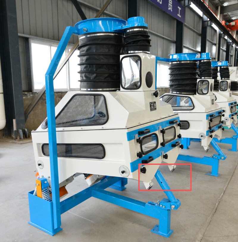 Destoner Machine - Capacity: 300-500 Kg/hr