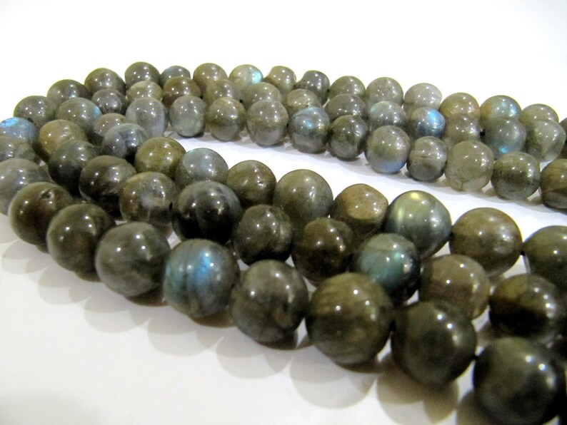 Natural Genuine Labradorite Round Ball Shape Plain Smooth Beads Size 9-10mm Strand 8 inch long Black Rainbow 