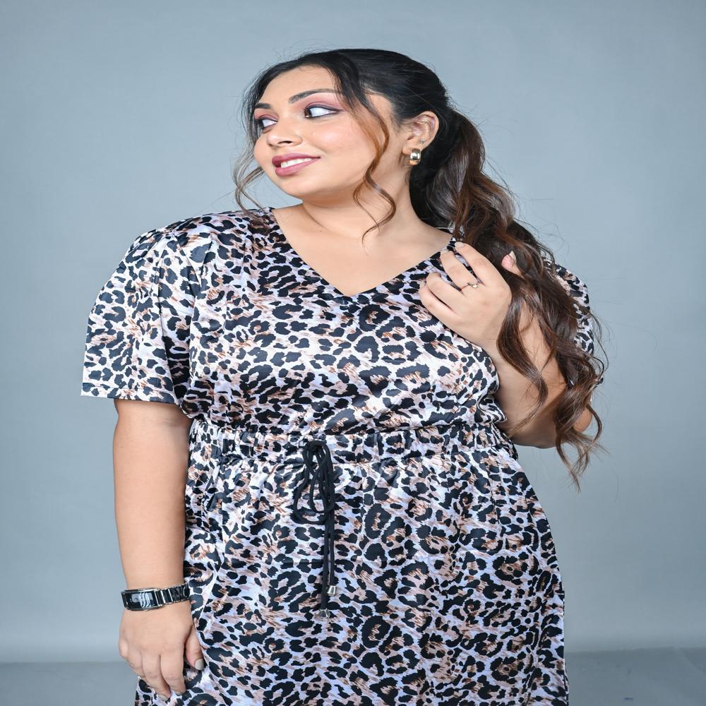 V-neck waist tied mindi dress