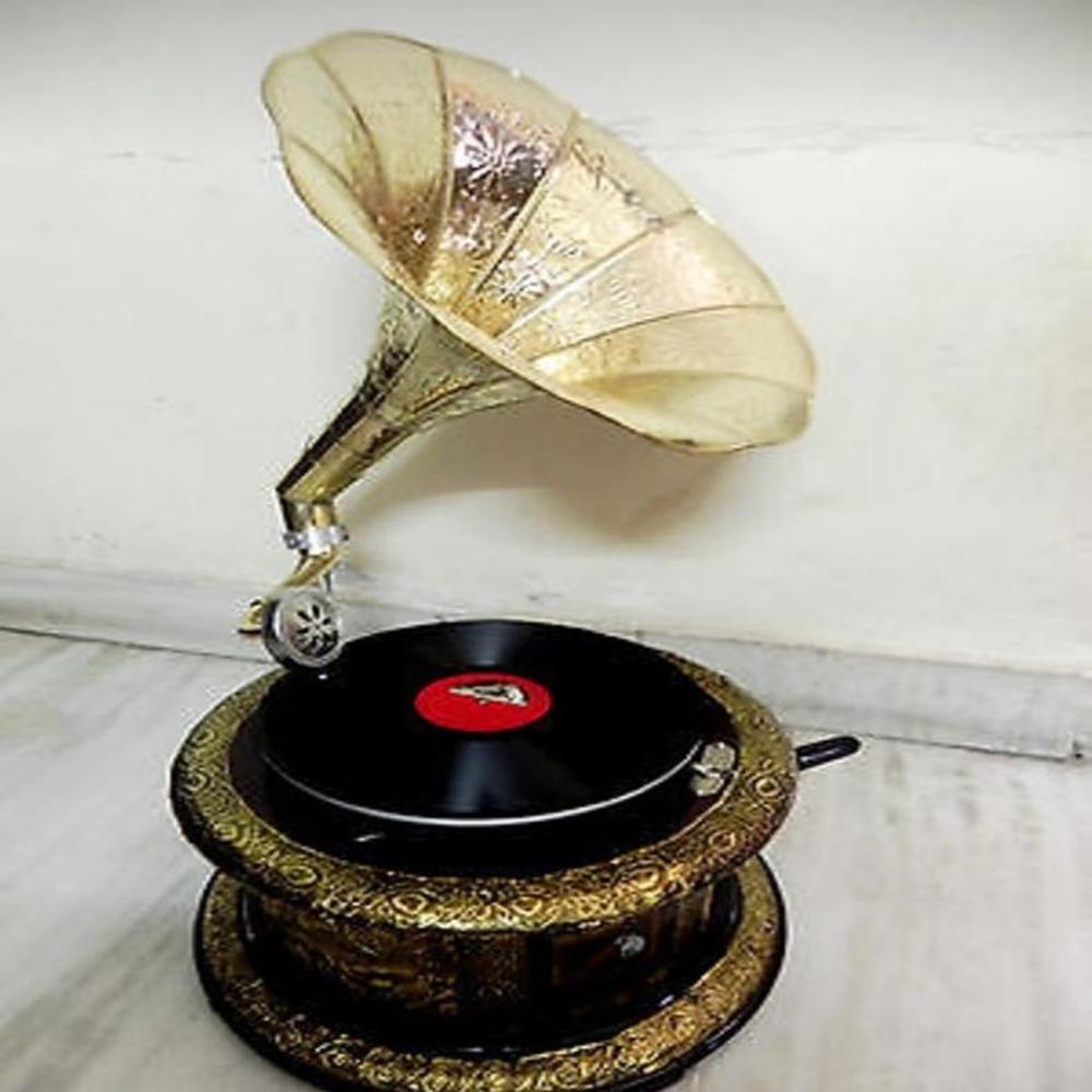 Antique Brass Wooden Gramophone - Body Material: Wood