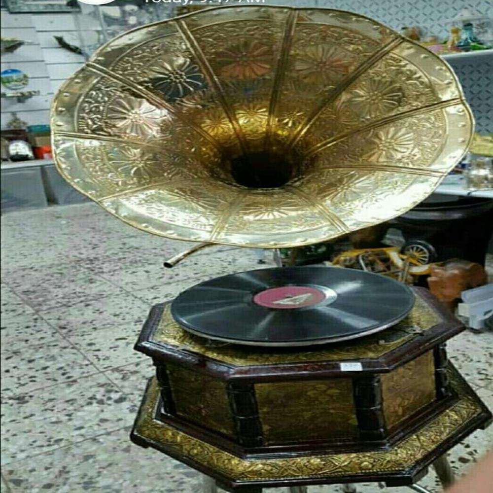 Antique Brass Wooden Gramophone