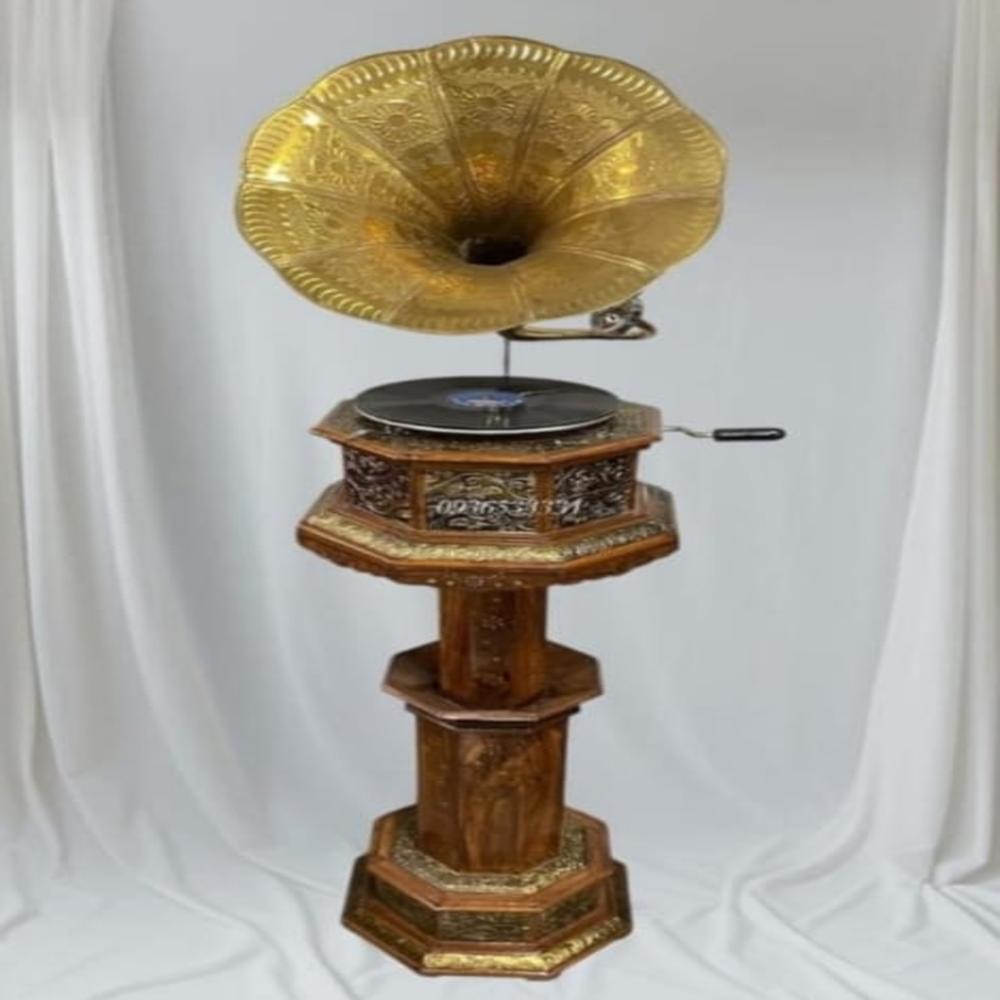 Antique Brass wooden Gramophone