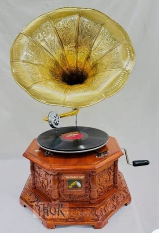 Antique Brass wooden Gramophone