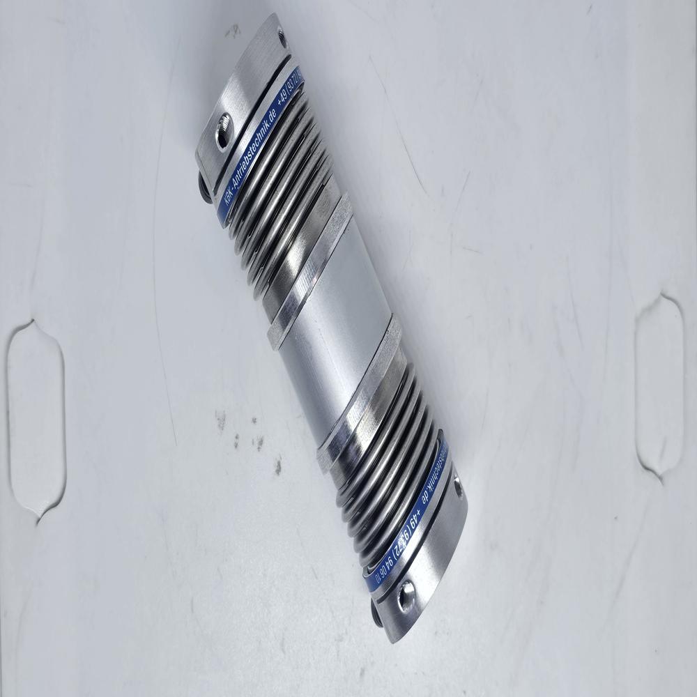 LINE SHAFT WITH METAL BELLOW COUPLINGS