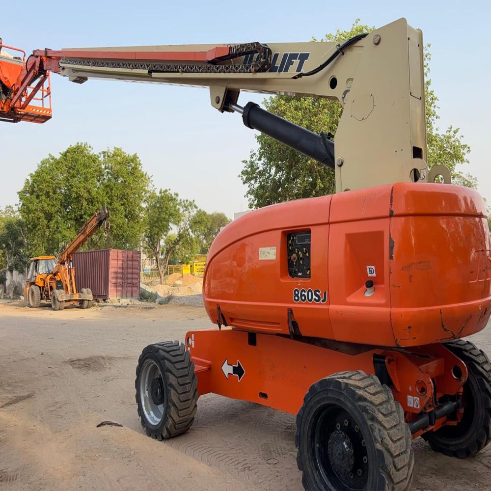 Man Lift &  Boom Lift Service in kolkata 