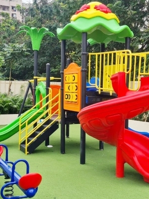 Outdoor play equipment