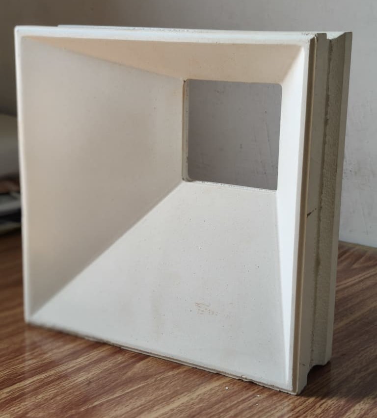 3D CORNER  SQUARE WHITE CEMENT JALI