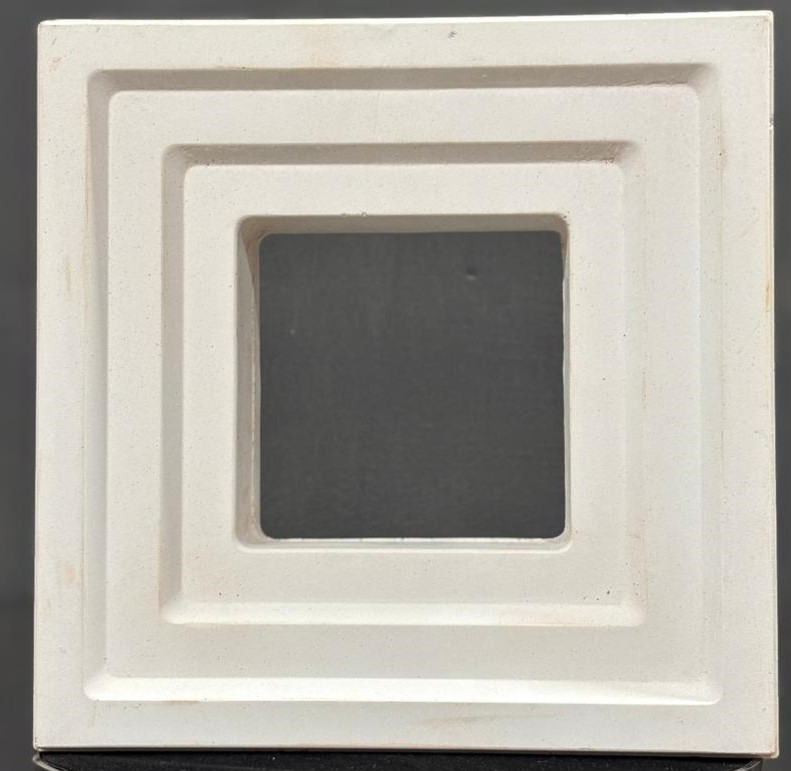 WINDOW WHITE CEMENT JALI