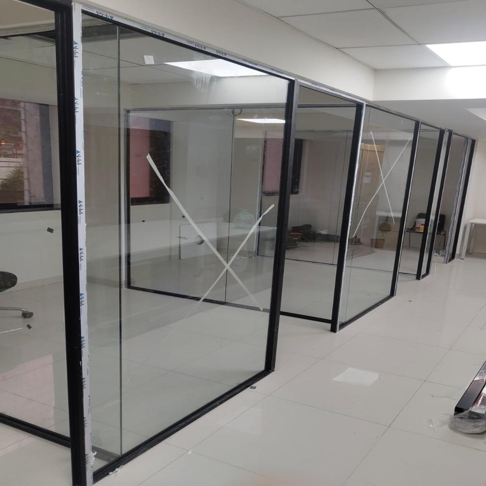 Office Cabin Glass Partition - Color: Transparent / Clear