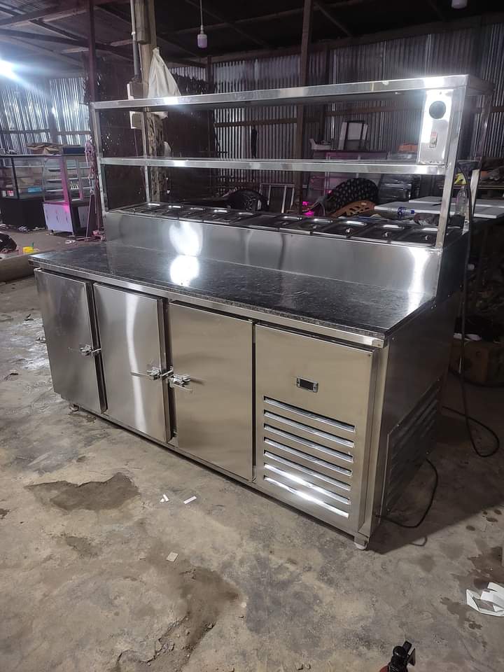 Underdisplay Counter - Stainless Steel L Shape 3ft Height 5-6ft Length, Refrigerated Curved Glass LED Display