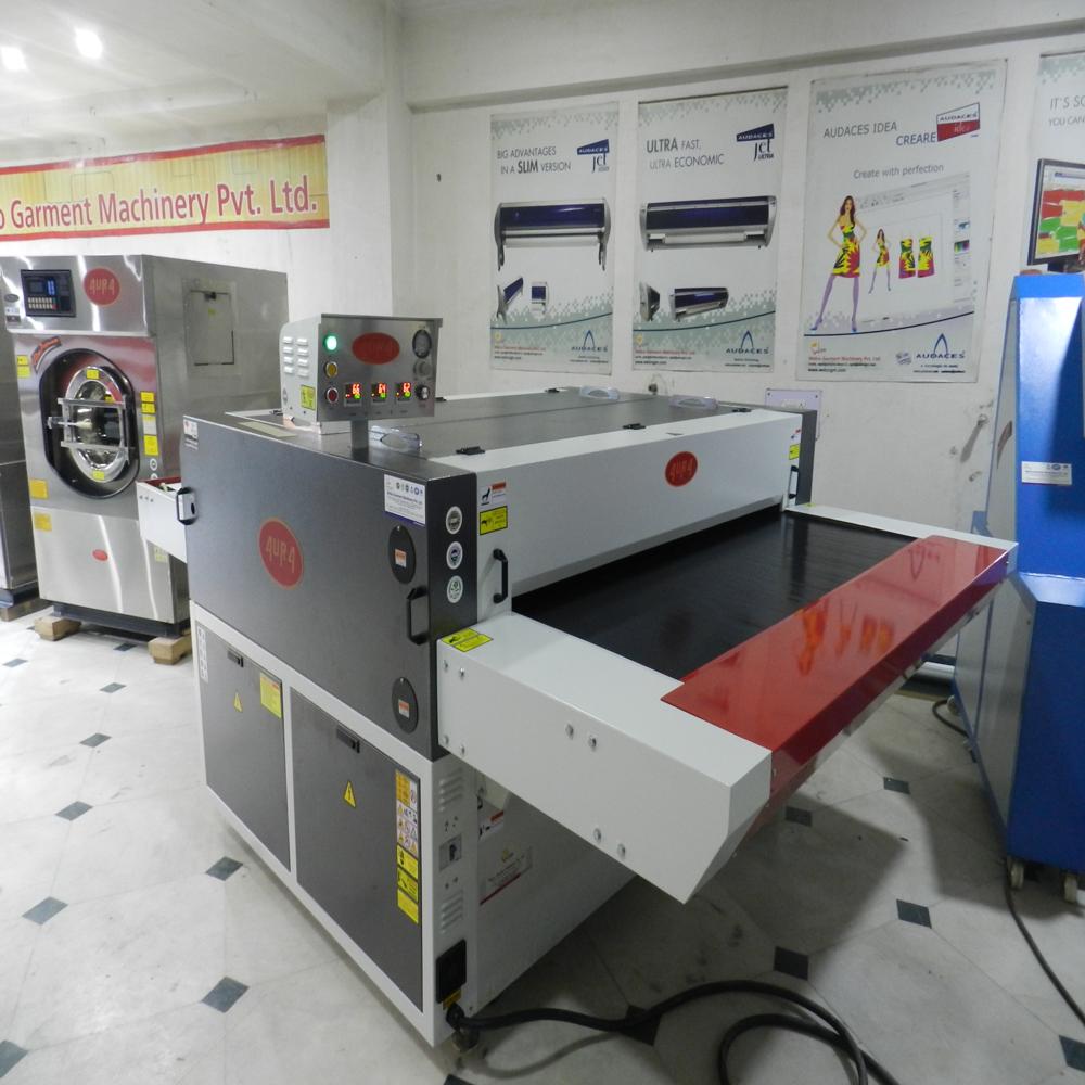 Fusing Machine - Color: Off White With Red