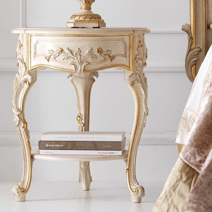 Premium Hand-carved Wooden Peg Tables - Versatile Artistry For Luxury Interiors - Color: White