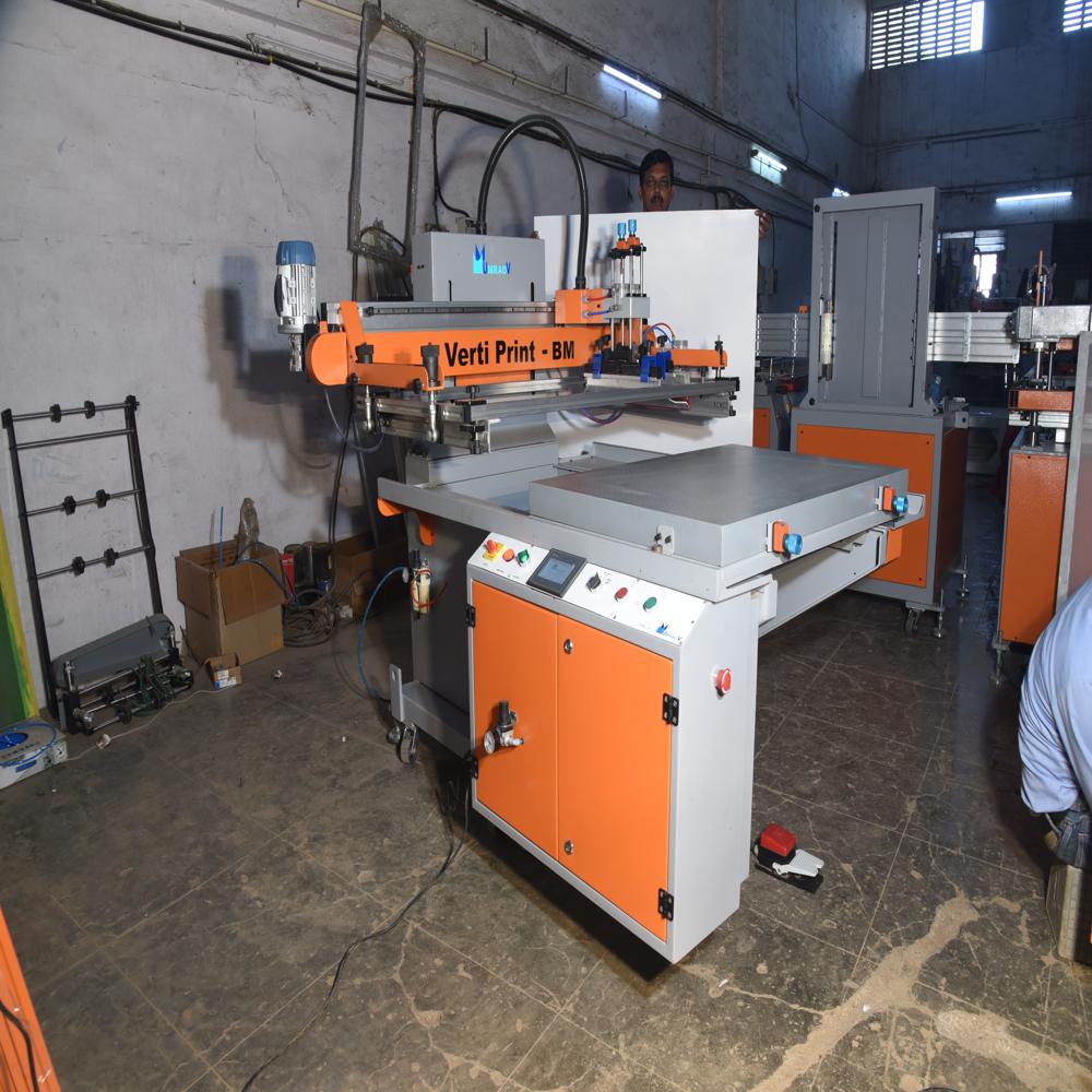 Screen Printing Machine With Bed Movement