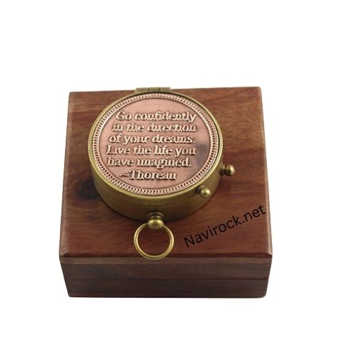 Nautical Handmade Engraved Quote Go Confidently In Tha Direction Of Your Dreams Royal Collectible With Copper Lid Pocket Compass - Color: Antique Brass