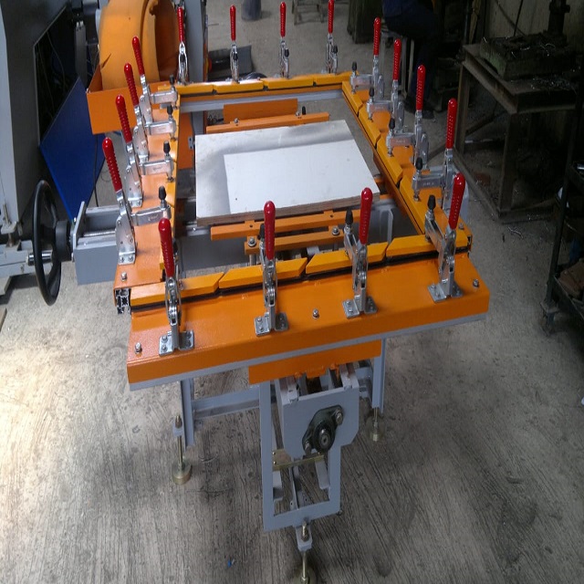 Stretching Machine Economical - Capacity: 300 Kg