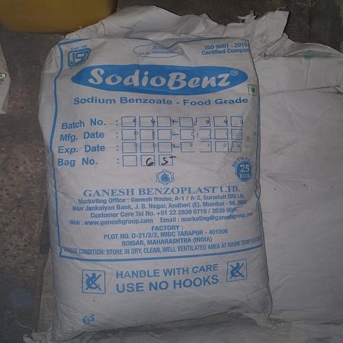 White Sodium Benzoate