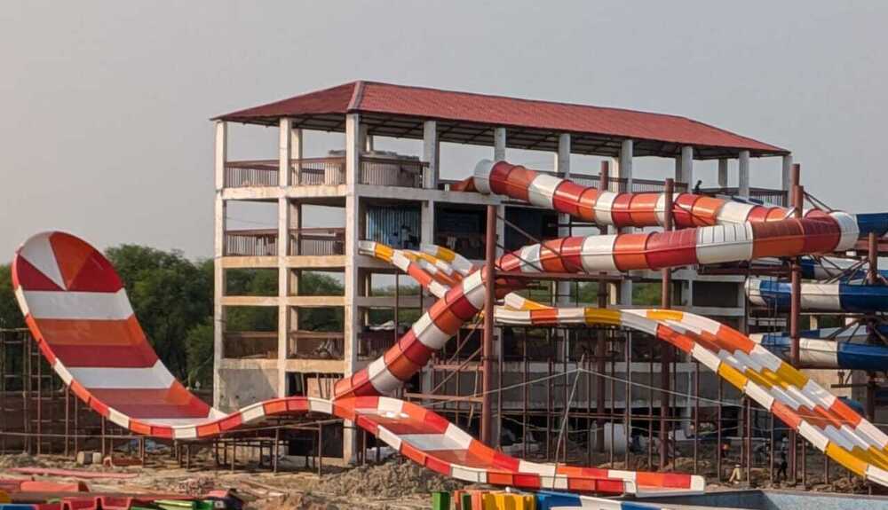 Boomerang Water Slide System