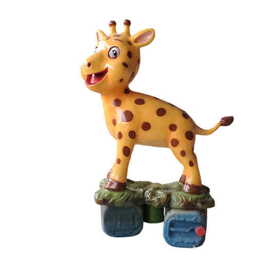 Baby Giraffe Theme Statue