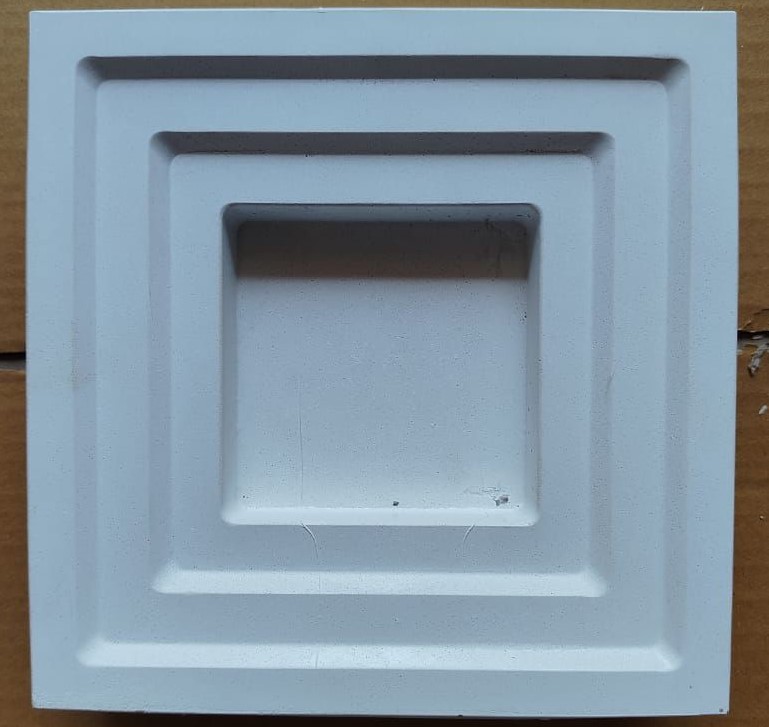 WINDOW CLOSE WHITE CEMENT JALI