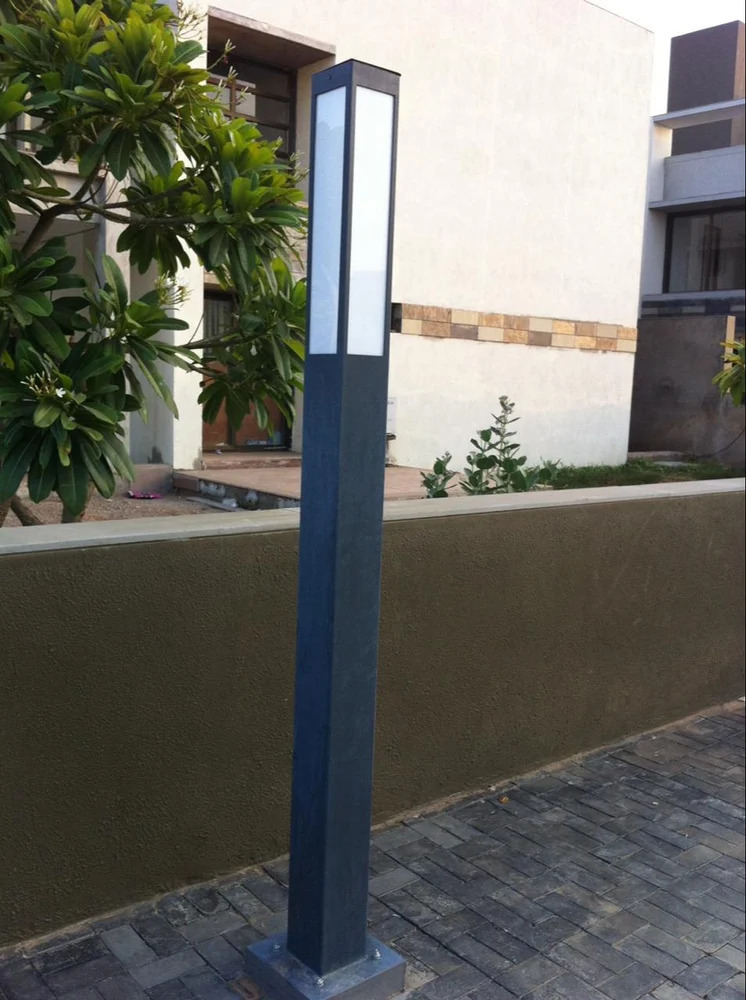 Fab Bollard