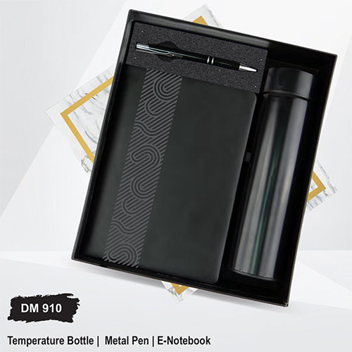 DM910 E-Notebook Temperature Bottle And Metal Pen Gift Set