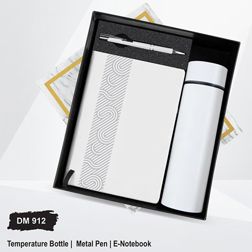 DM912 E-Notebook Temperature Bottle And Metal Pen Gift Set