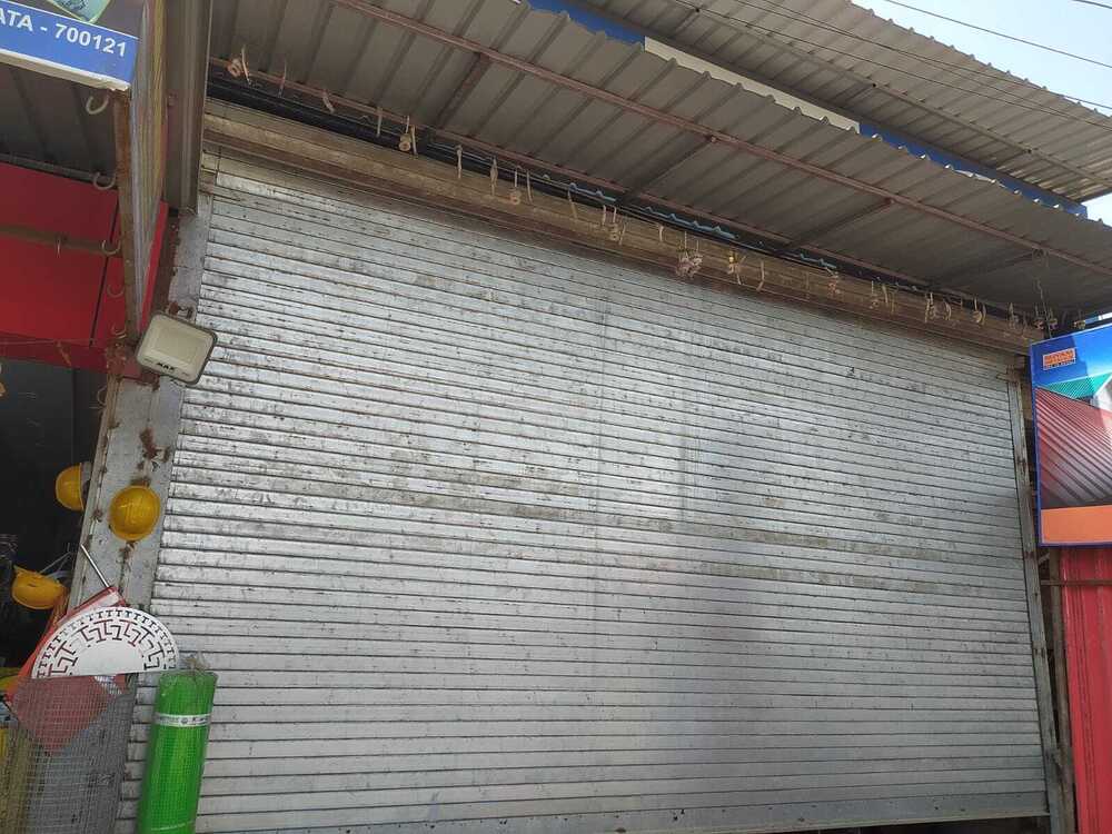 Rolling Shutter - Color: Silver / Grey