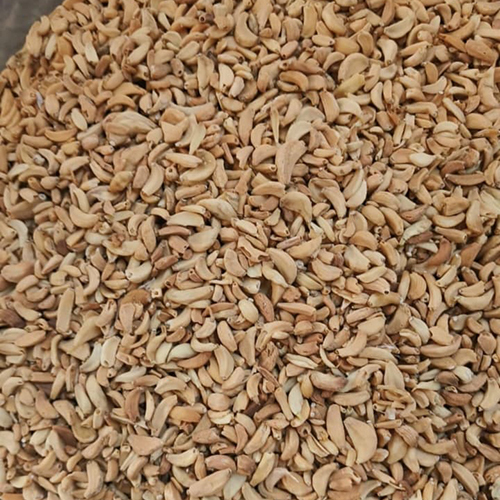 Dehydrated Garlic Flakes Dehydrated Garlic Flakes