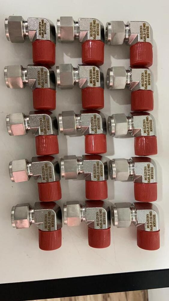 SS Compressor Fitting 90 Degree Elbow