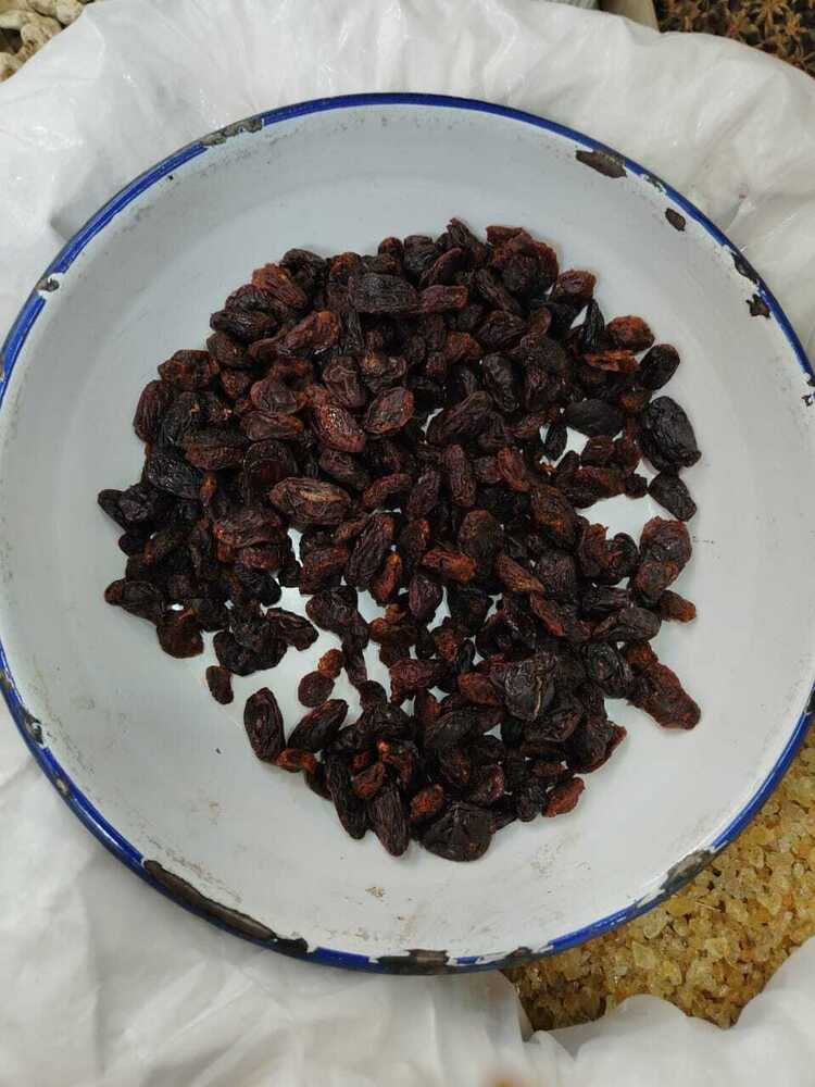 Black Raisins