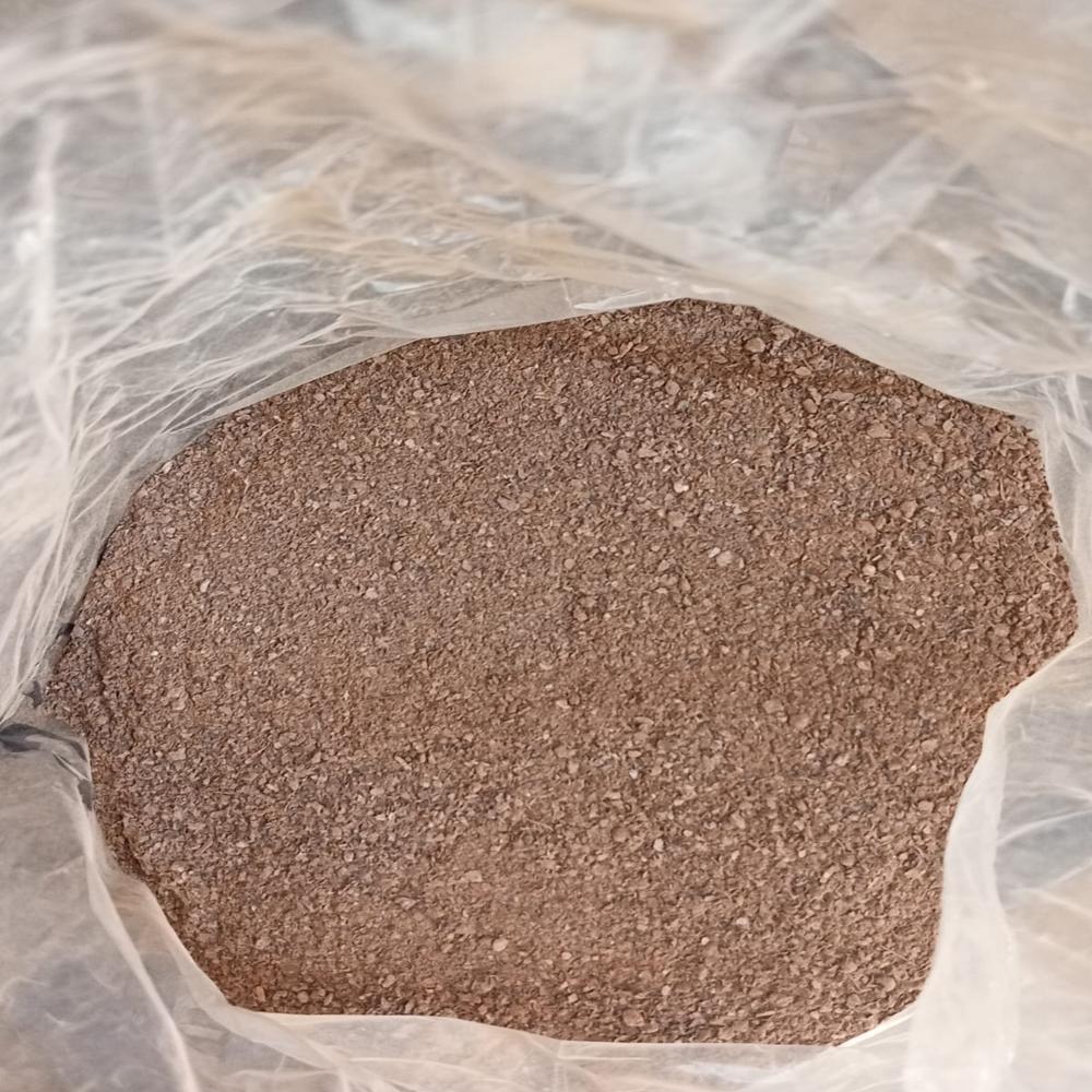 Black Pepper - Co2 Spent, Round Shape, Black Color, 6-month Shelf Life, Store In Cool And Dry Place