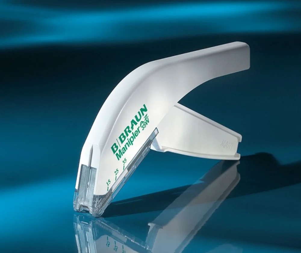 B Braun Manipler Az Sterile Single Use Skin Stapler B. Braun - Material: Plastic