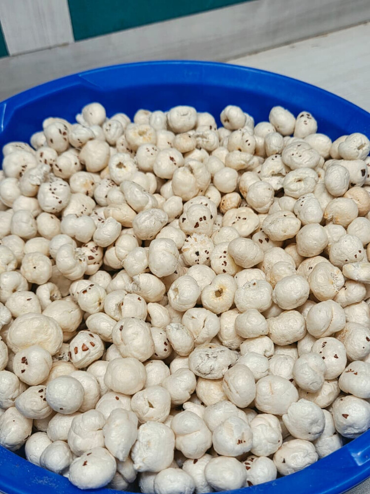 5 Plus Suta Raw Makhana - Broken (%): Below 1%